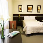 Mariategui Hotel & Suites